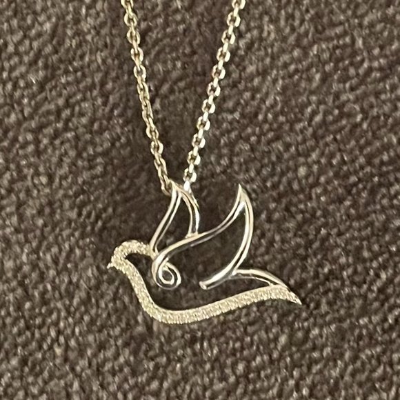 Kay Jewelers Jewelry - Kay Hallmark Diamond and Sterling Dove Necklace